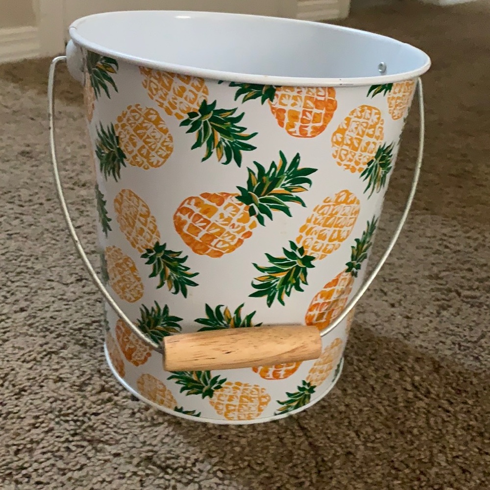 Bucket